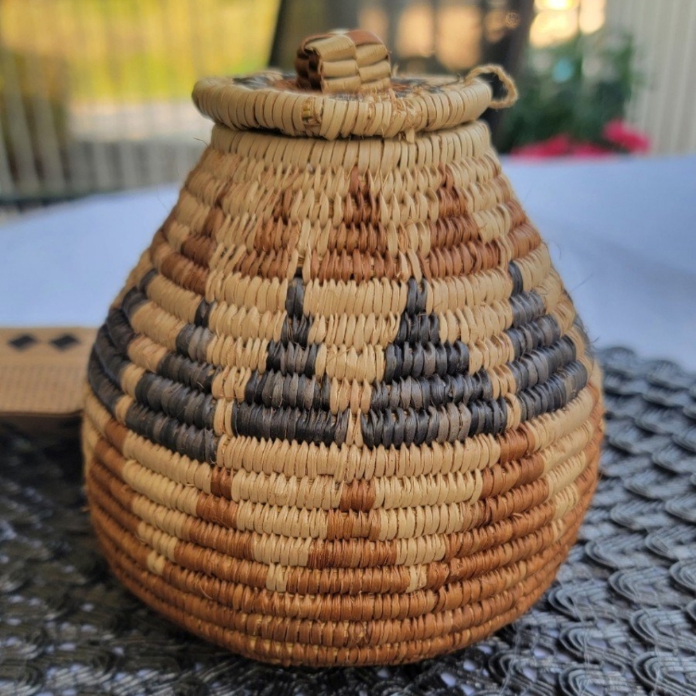 African Zulu basket